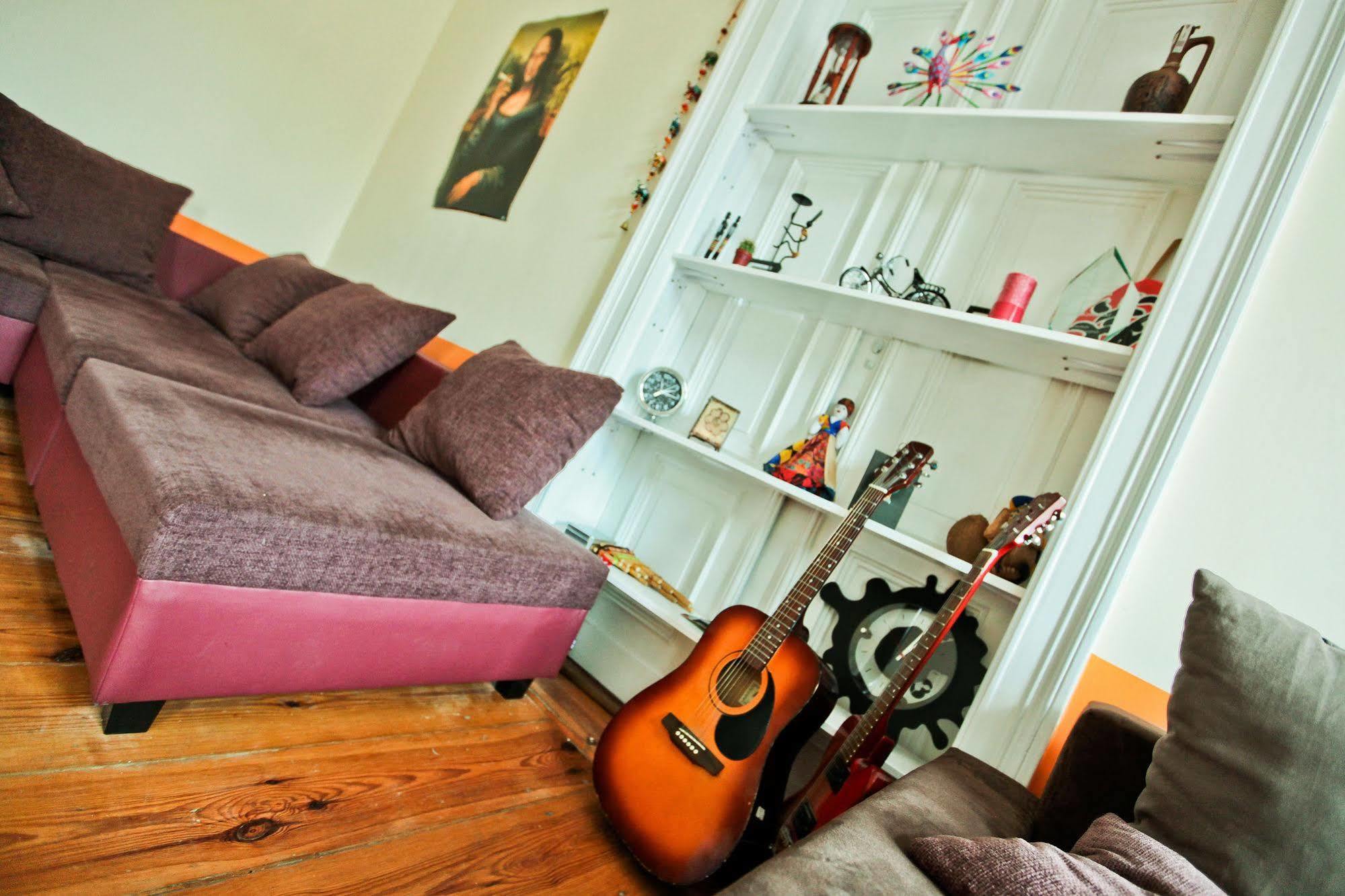 Poco Loco Hostel พอซนาน ภายนอก รูปภาพ